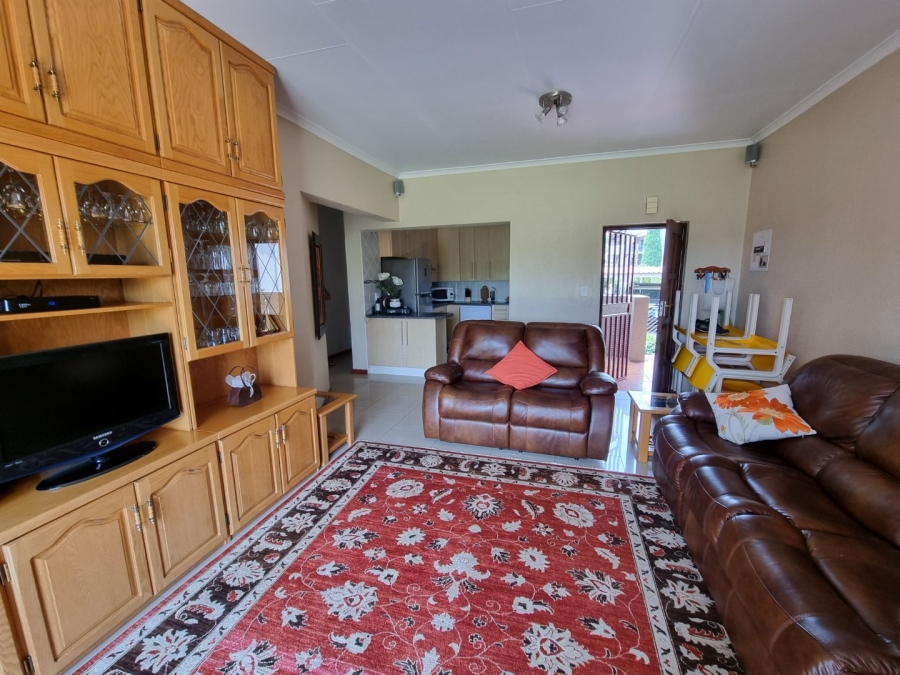 2 Bedroom Property for Sale in Vaalpark Free State